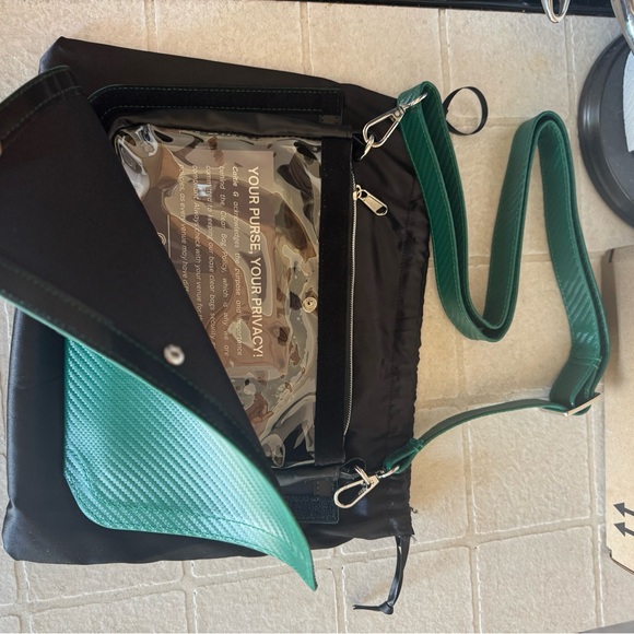 Green Crossbody Clear Bag for Concerts - Picture 2 of 4